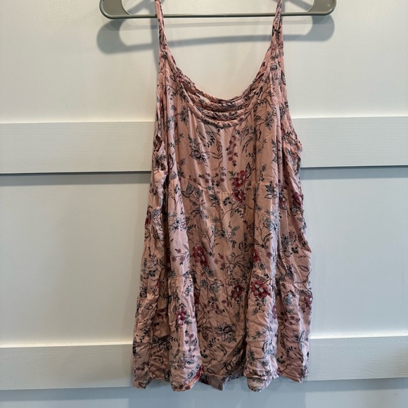 Torrid Blush Floral 2X Tank Top - Picture 6 of 8